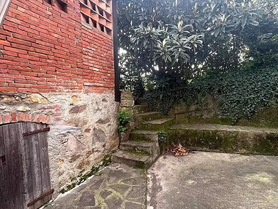 Immagine 39 di Casa indipendente in vendita  a Capannori