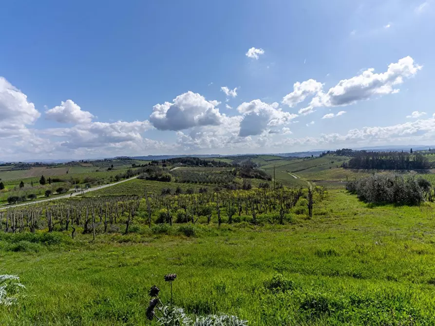 Immagine 18 di Deposito in vendita  a Vinci