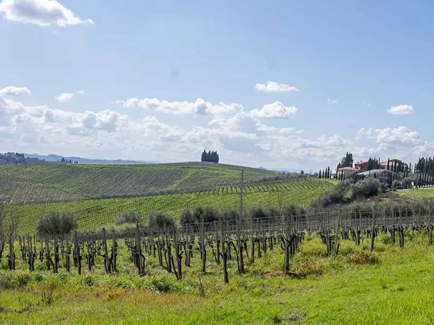 Immagine 9 di Deposito in vendita  a Vinci