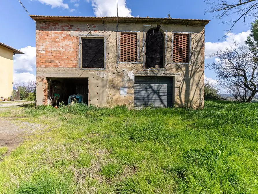 Immagine 16 di Deposito in vendita  a Vinci