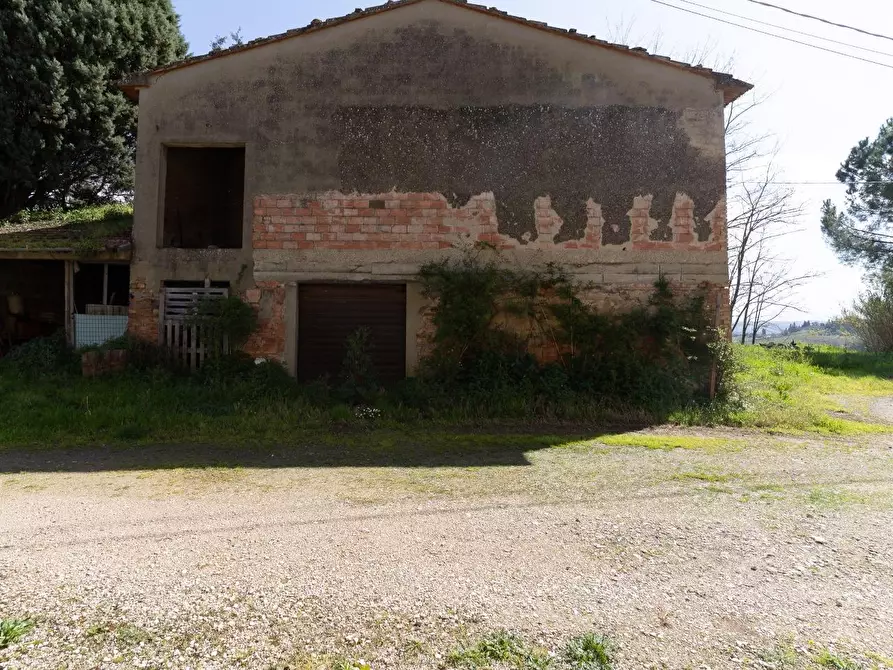 Immagine 22 di Deposito in vendita  a Vinci