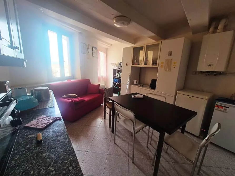 Immagine 3 di Appartamento in vendita  a Siena