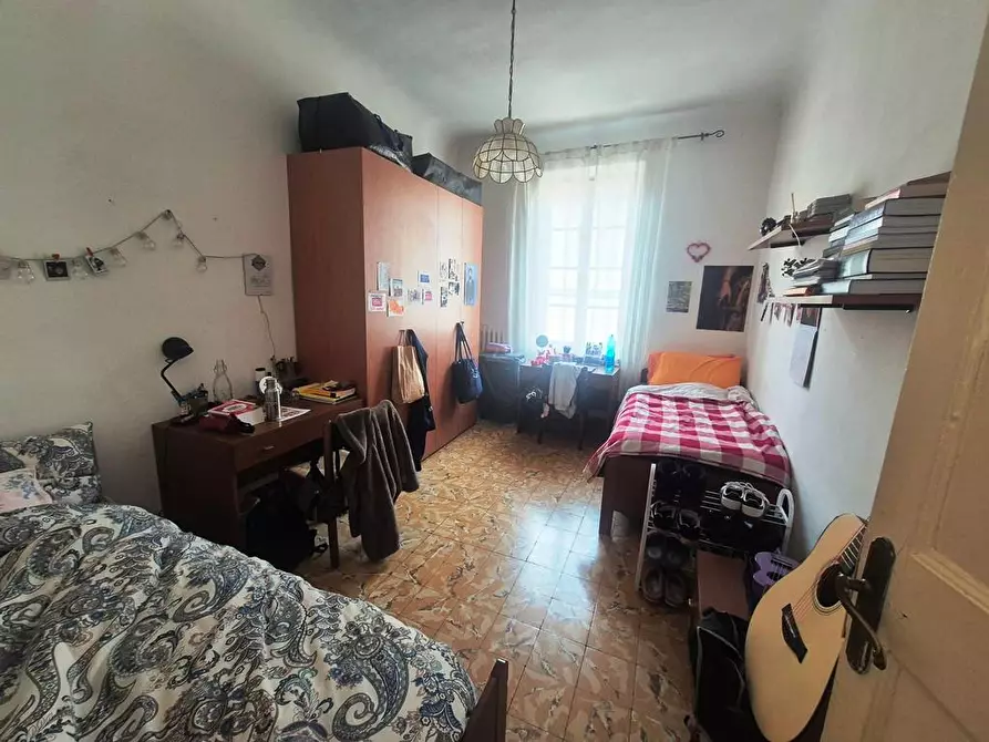 Immagine 10 di Appartamento in vendita  a Siena