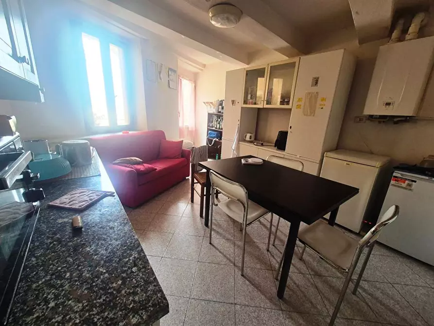 Immagine 5 di Appartamento in vendita  a Siena