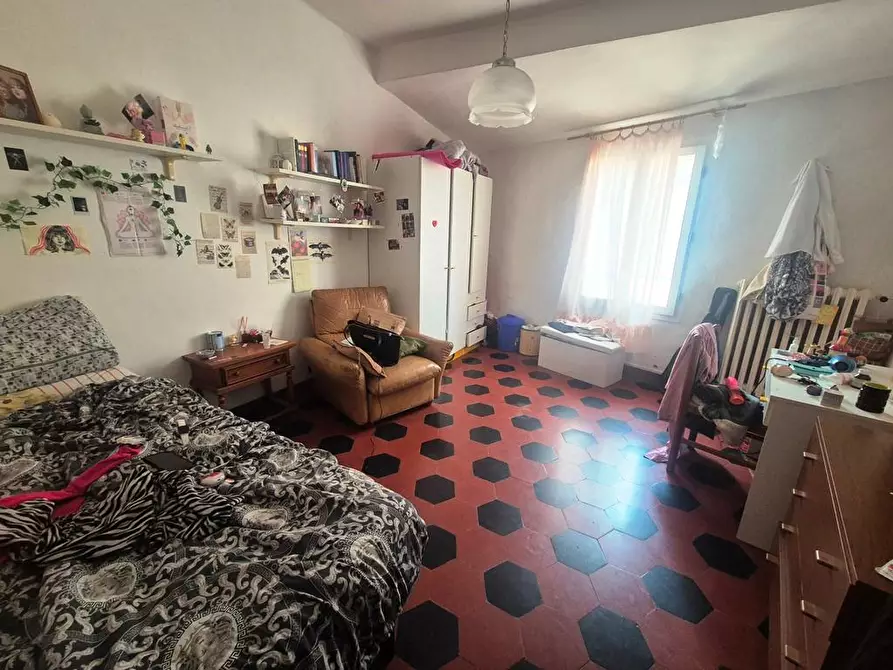 Immagine 14 di Appartamento in vendita  a Siena