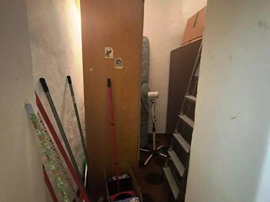 Immagine 15 di Appartamento in vendita  a Siena