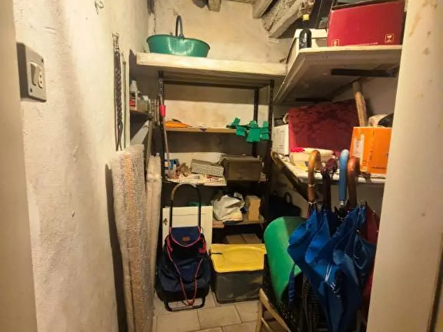 Immagine 20 di Appartamento in vendita  a Siena