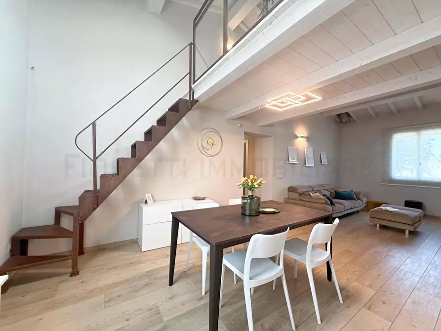 Immagine 30 di Appartamento in vendita  a Campiglia Marittima