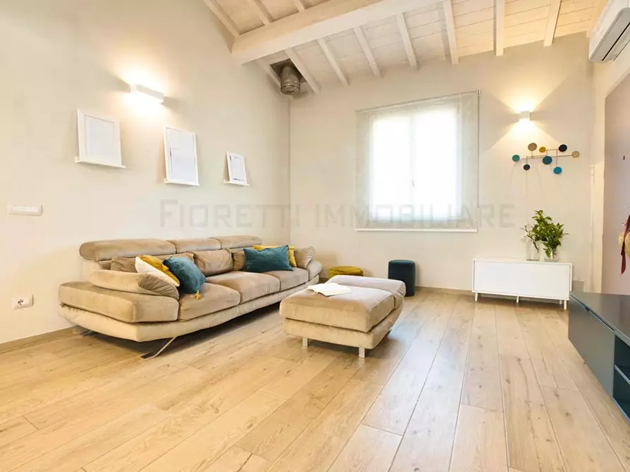 Immagine 19 di Appartamento in vendita  a Campiglia Marittima