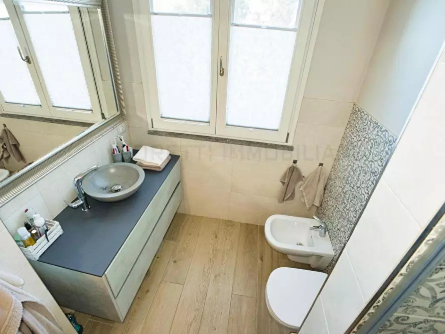 Immagine 50 di Appartamento in vendita  a Campiglia Marittima