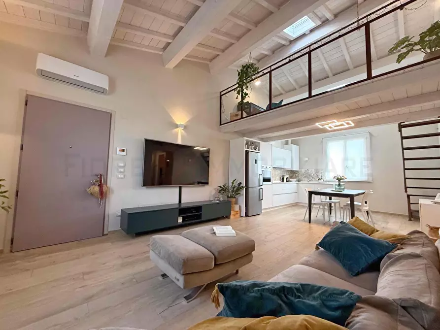 Immagine 12 di Appartamento in vendita  a Campiglia Marittima