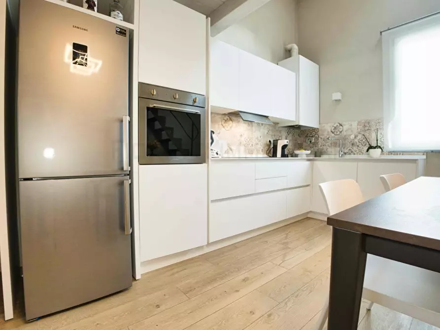 Immagine 18 di Appartamento in vendita  a Campiglia Marittima