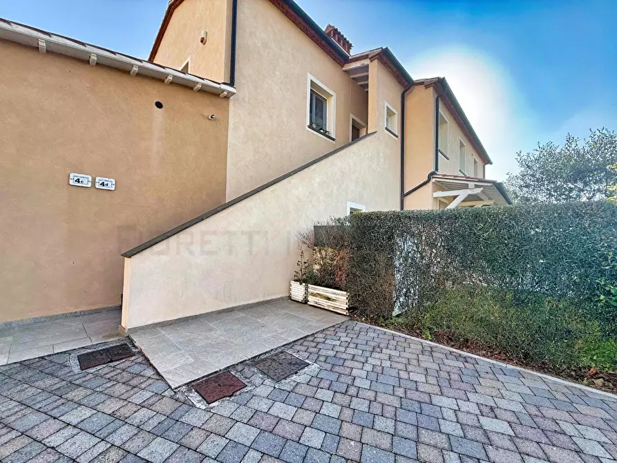 Immagine 72 di Appartamento in vendita  a Campiglia Marittima