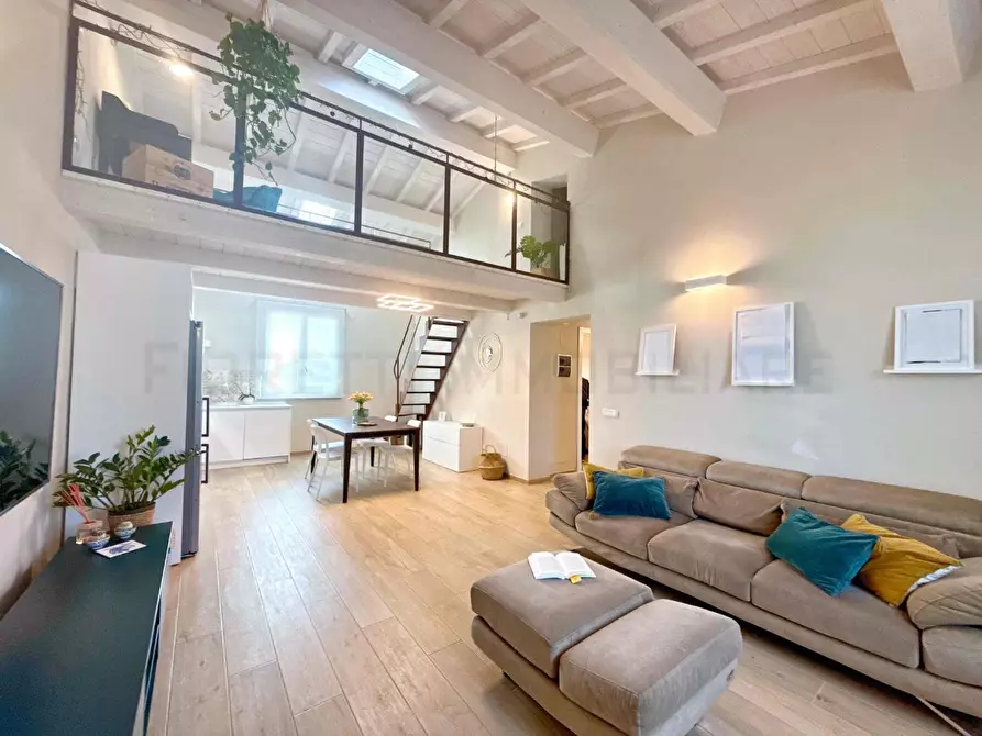 Immagine 3 di Appartamento in vendita  a Campiglia Marittima