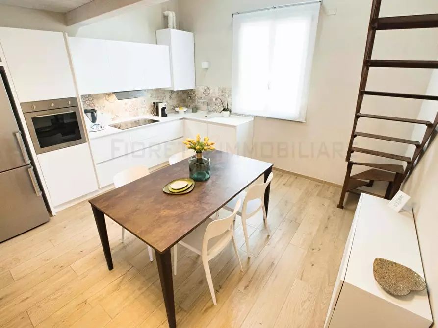 Immagine 33 di Appartamento in vendita  a Campiglia Marittima