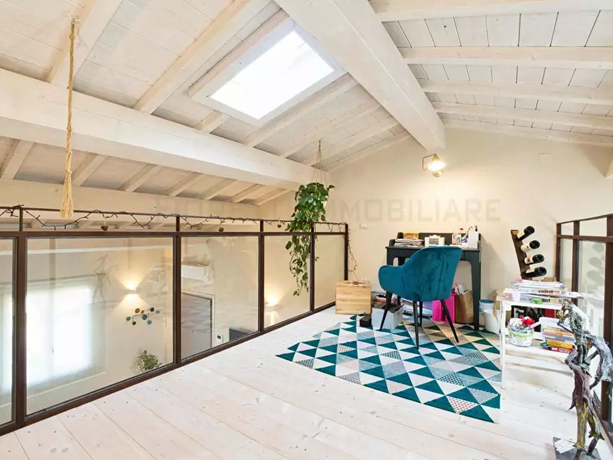 Immagine 39 di Appartamento in vendita  a Campiglia Marittima