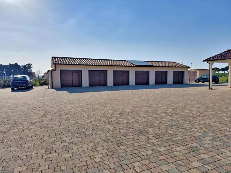 Immagine 76 di Appartamento in vendita  a Campiglia Marittima