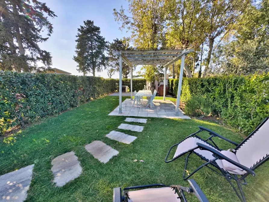 Immagine 67 di Appartamento in vendita  a Campiglia Marittima