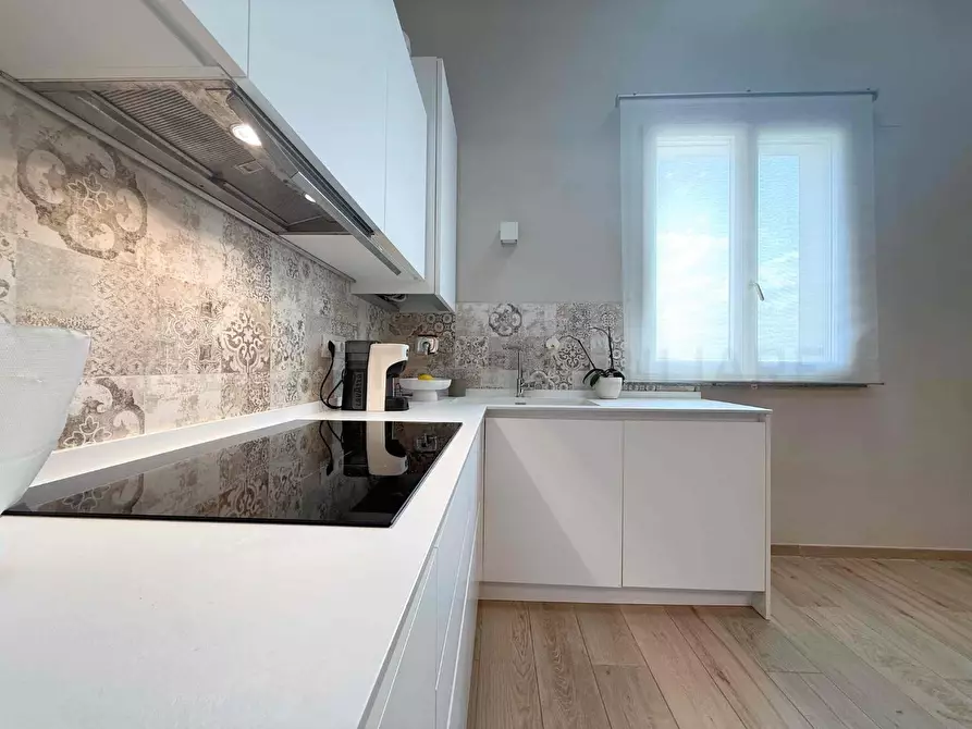 Immagine 28 di Appartamento in vendita  a Campiglia Marittima