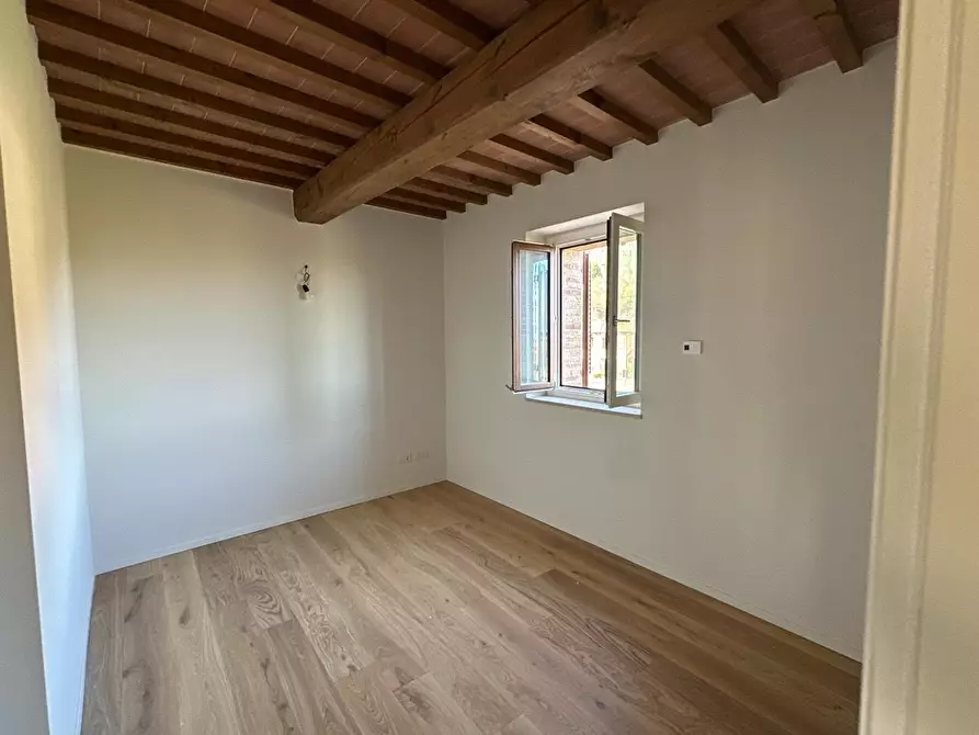 Immagine 12 di Appartamento in vendita  a Sovicille