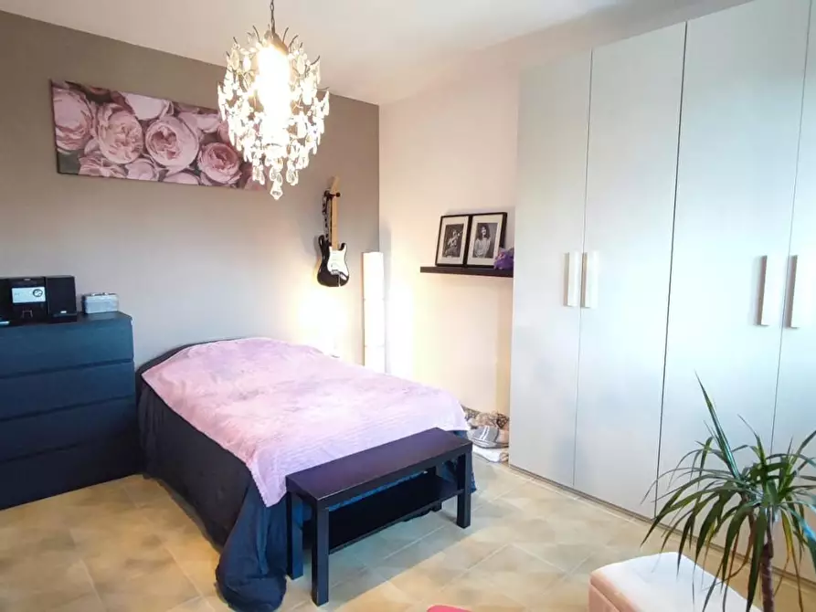 Immagine 11 di Villetta a schiera in vendita  a Viareggio