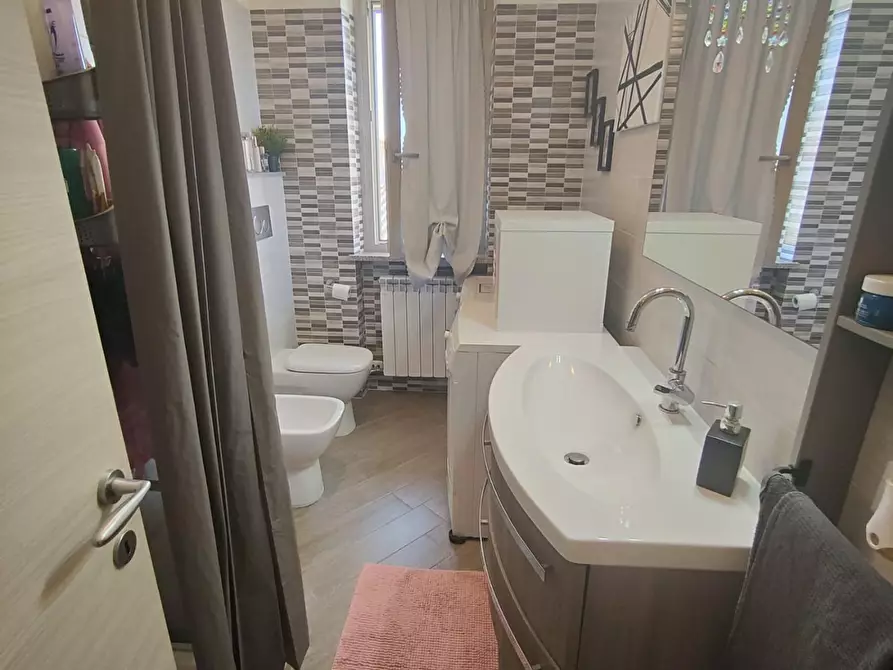 Immagine 18 di Villetta a schiera in vendita  a Viareggio