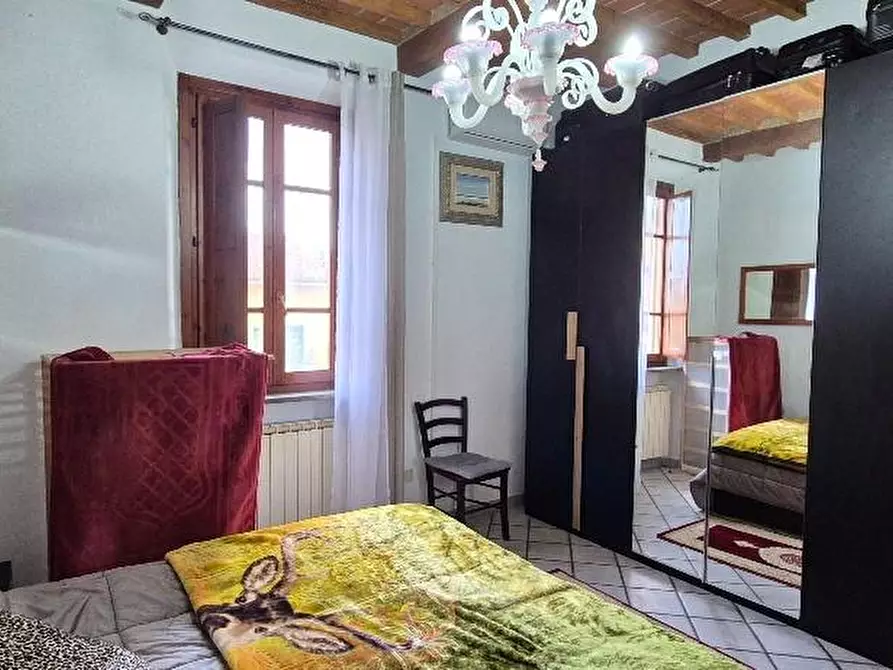 Immagine 19 di Rustico / casale in vendita  a Santa Maria A Monte