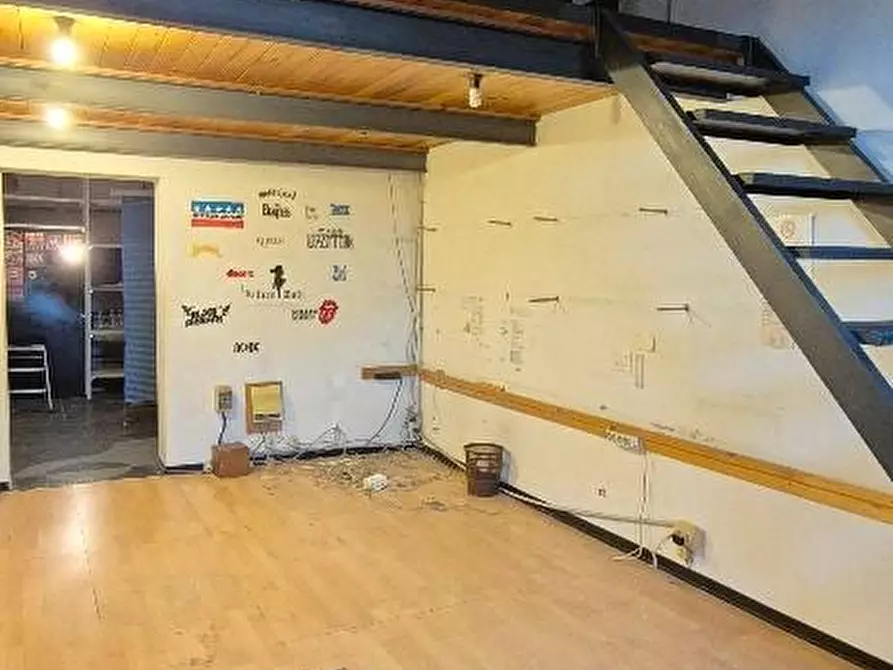 Immagine 39 di Rustico / casale in vendita  a Santa Maria A Monte