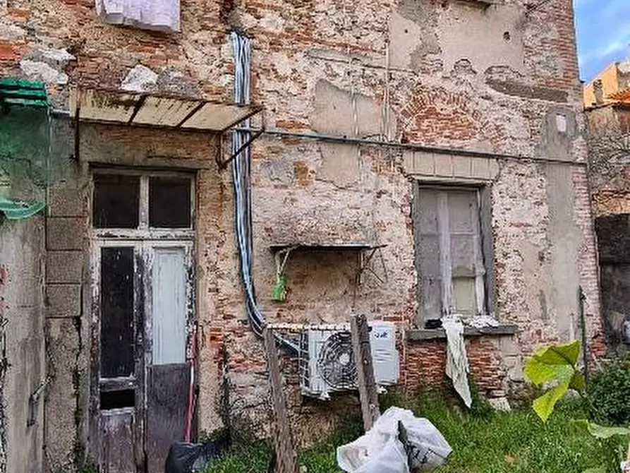 Immagine 6 di Rustico / casale in vendita  a Santa Maria A Monte