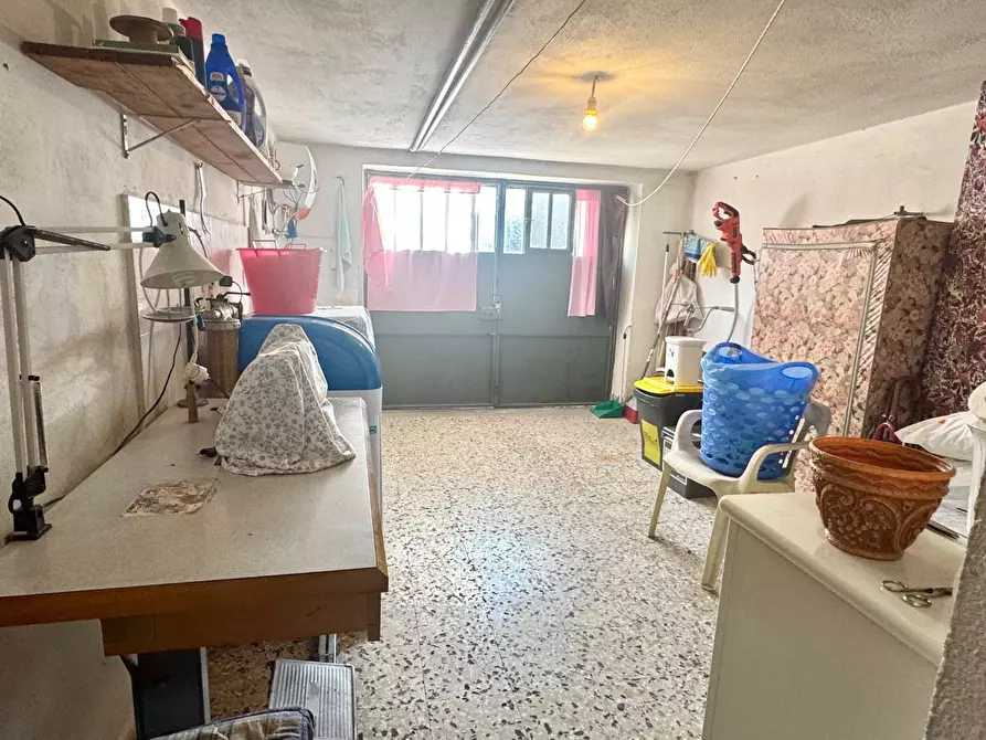 Immagine 27 di Appartamento in vendita  a Empoli