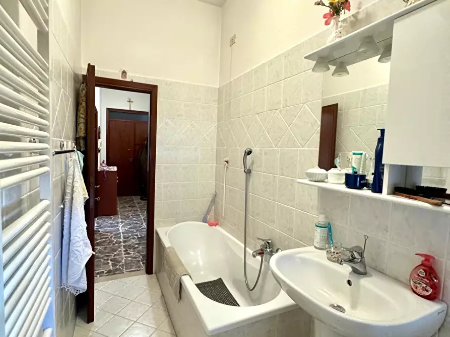 Immagine 24 di Appartamento in vendita  a Empoli