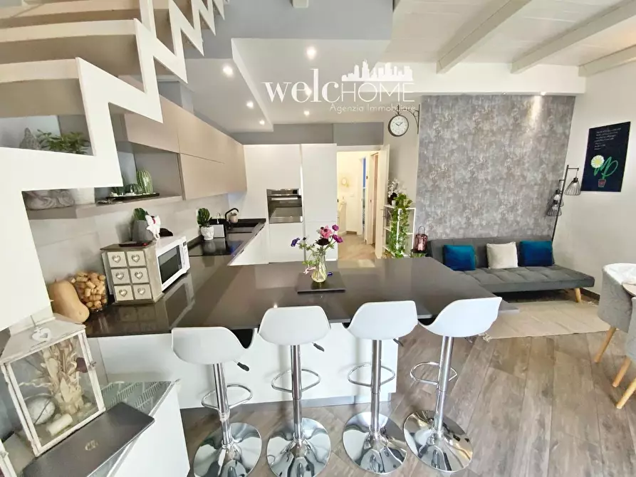 Immagine 26 di Villa in vendita  a Prato