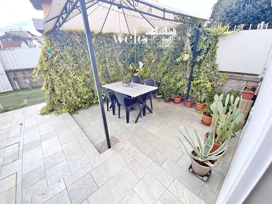 Immagine 22 di Villa in vendita  a Prato