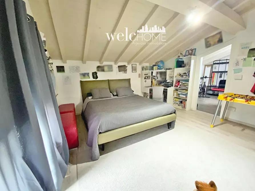 Immagine 31 di Villa in vendita  a Prato