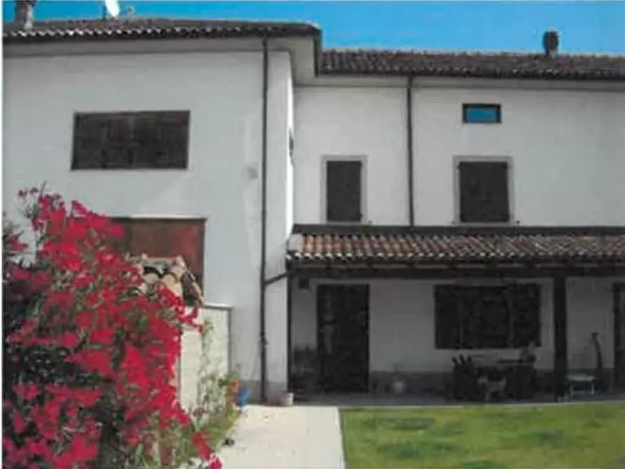 Immagine 1 di Appartamento in vendita  a Alessandria