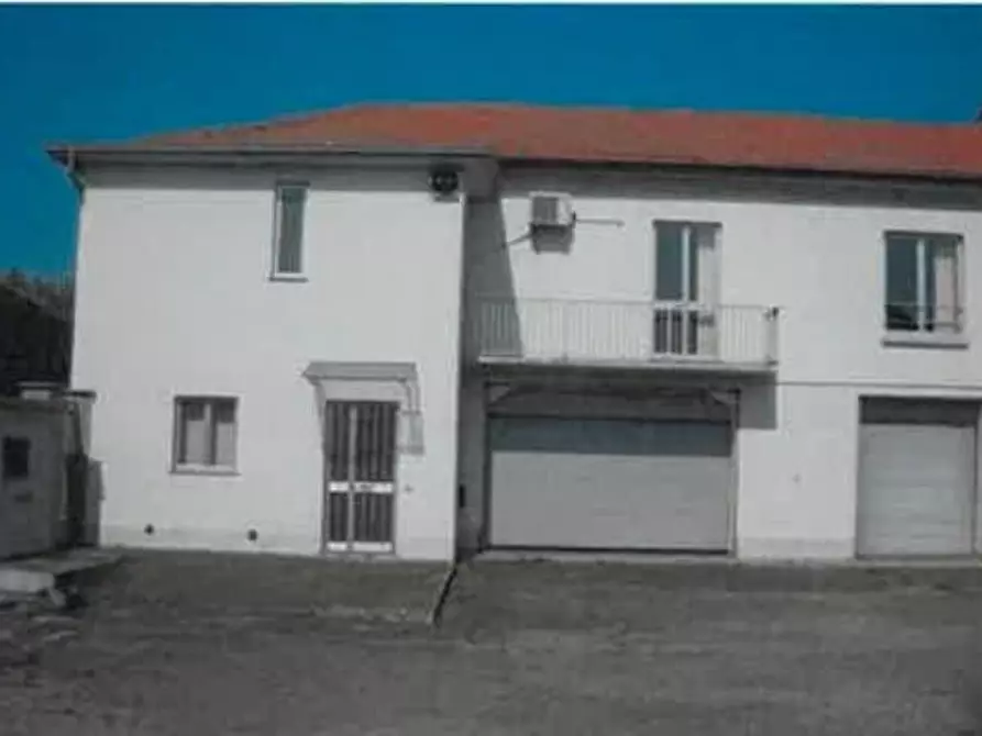 Immagine 4 di Attività artigianale in vendita  a Alessandria