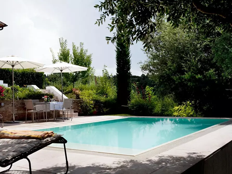 Immagine 1 di Deposito in vendita  a Montopoli In Val D'arno