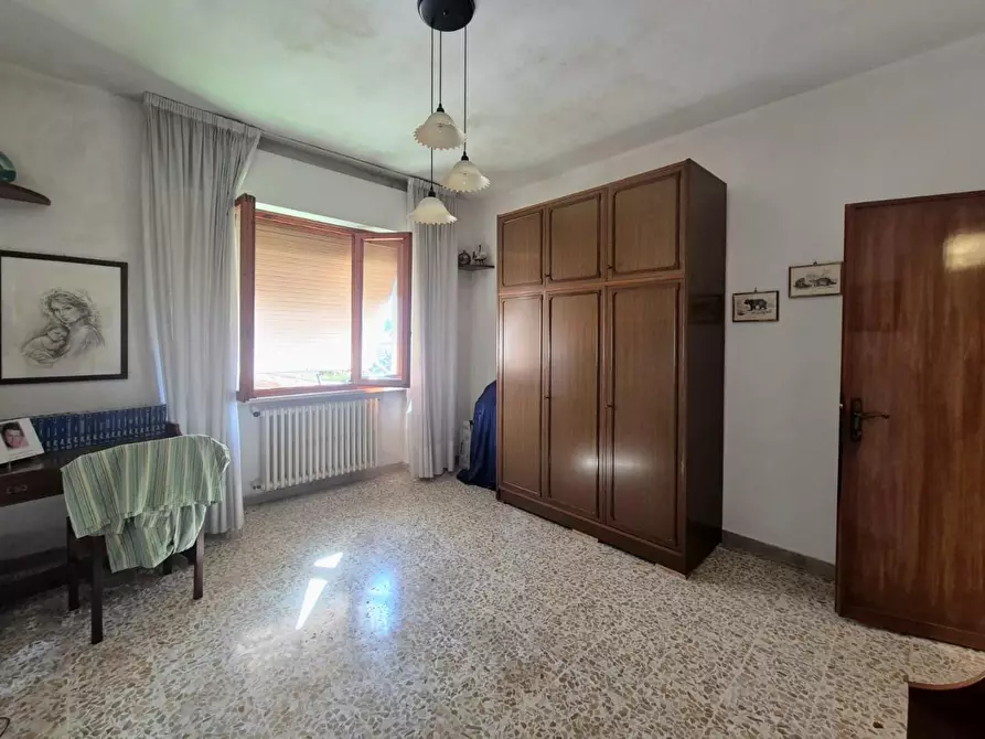 Immagine 24 di Villa in vendita  a Capannori