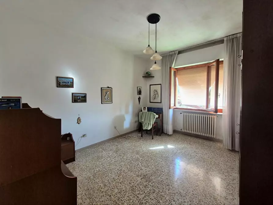 Immagine 23 di Villa in vendita  a Capannori