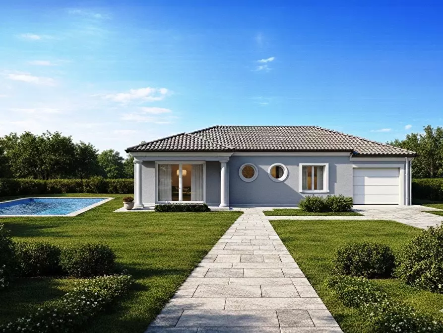 Immagine 2 di Villa in vendita  a Pietrasanta