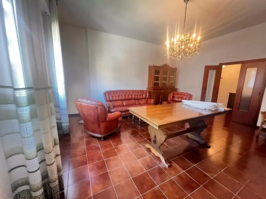 Immagine 2 di Appartamento in vendita  a Poggibonsi