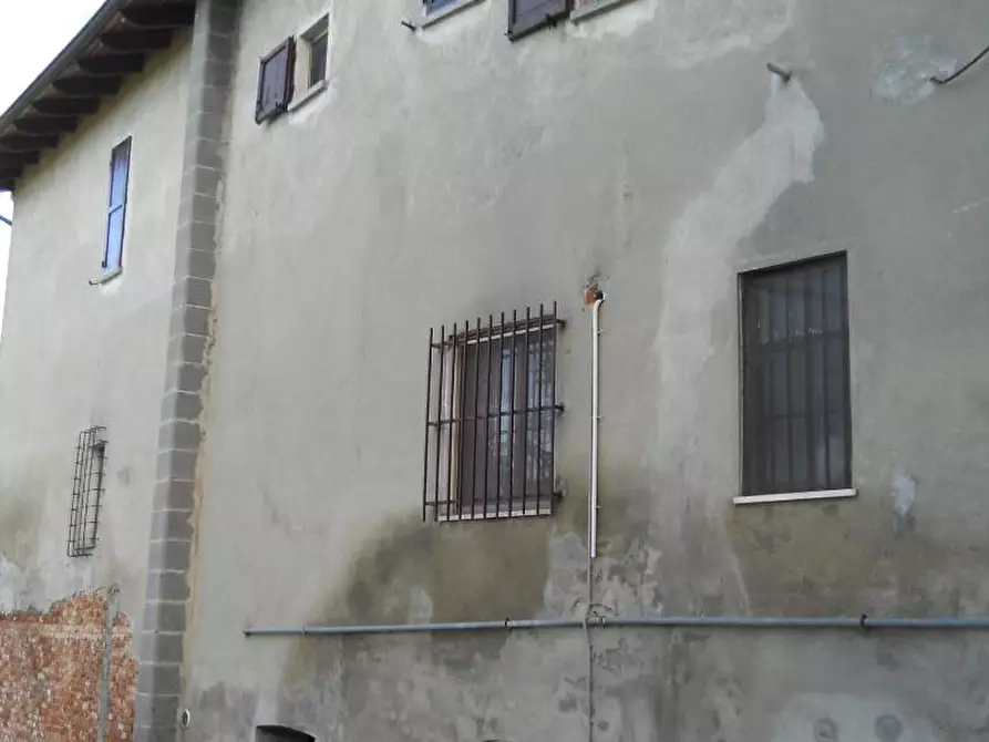 Immagine 6 di Villa in vendita  a Castelletto Monferrato