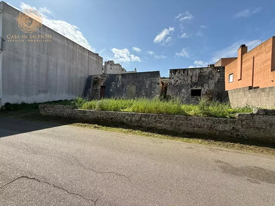 Immagine 15 di Rustico / casale in vendita  a Alessano