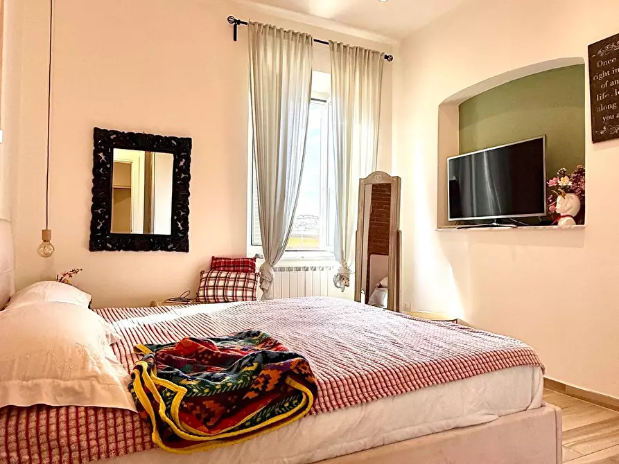 Immagine 10 di Appartamento in vendita  a Massa