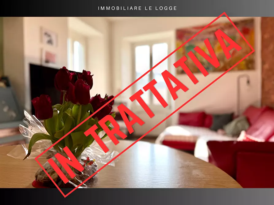 Immagine 1 di Appartamento in vendita  a Massa