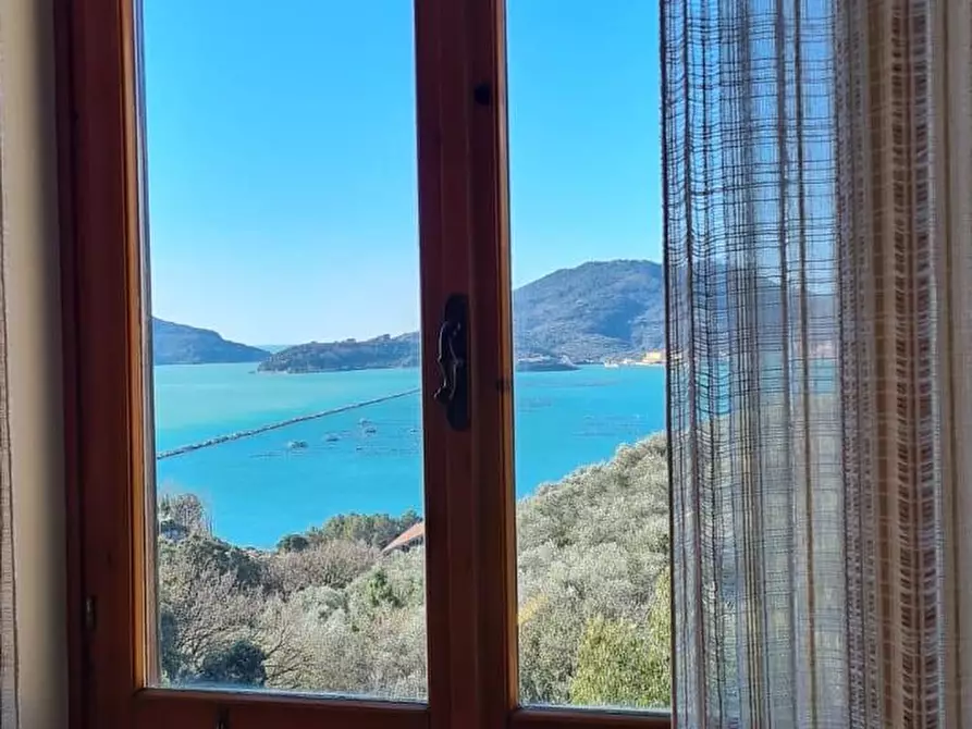 Immagine 15 di Appartamento in vendita  a Lerici