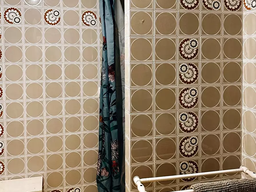 Immagine 13 di Appartamento in vendita  a Lerici