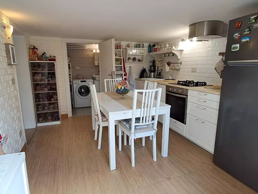 Immagine 28 di Appartamento in vendita  a Cecina