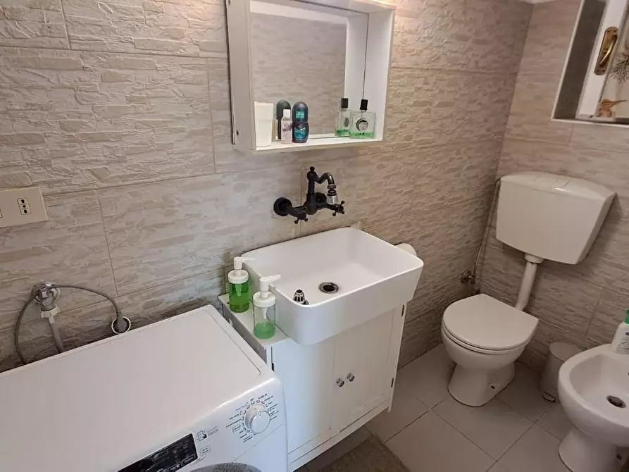 Immagine 27 di Appartamento in vendita  a Cecina