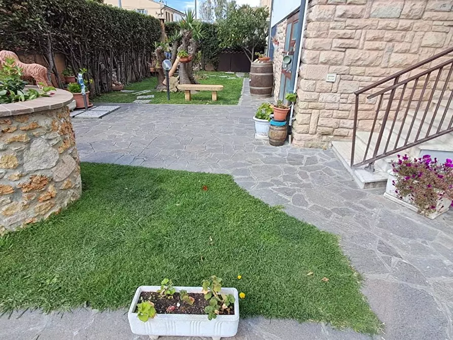 Immagine 4 di Appartamento in vendita  a Cecina